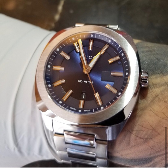 Gucci GG2570 Men’s Watch, 41mm - Picture 6 of 6